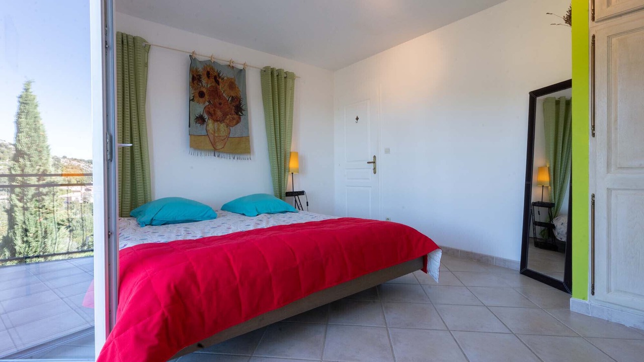 Photo of Bedroom in Nyons