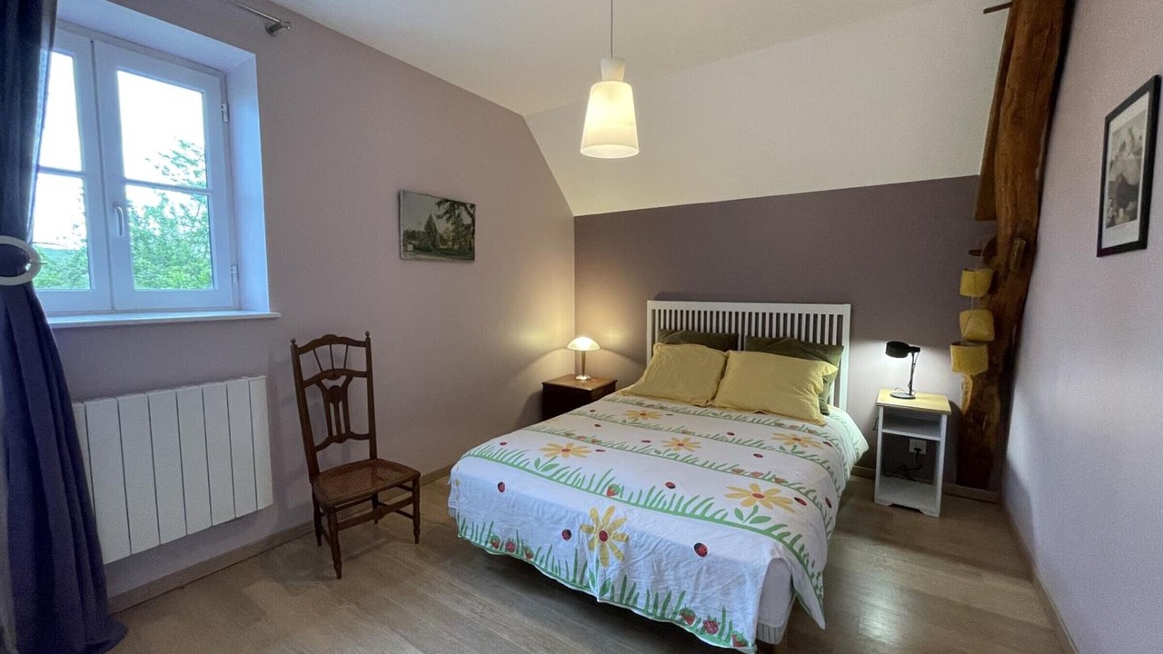 Photo of Bedroom in Autry-Issards