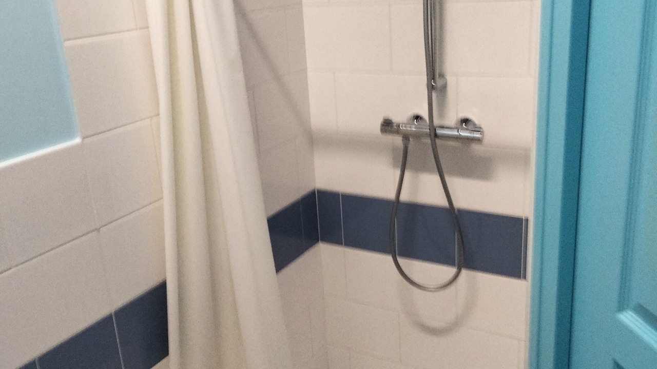Photo of Bathroom in Guillon