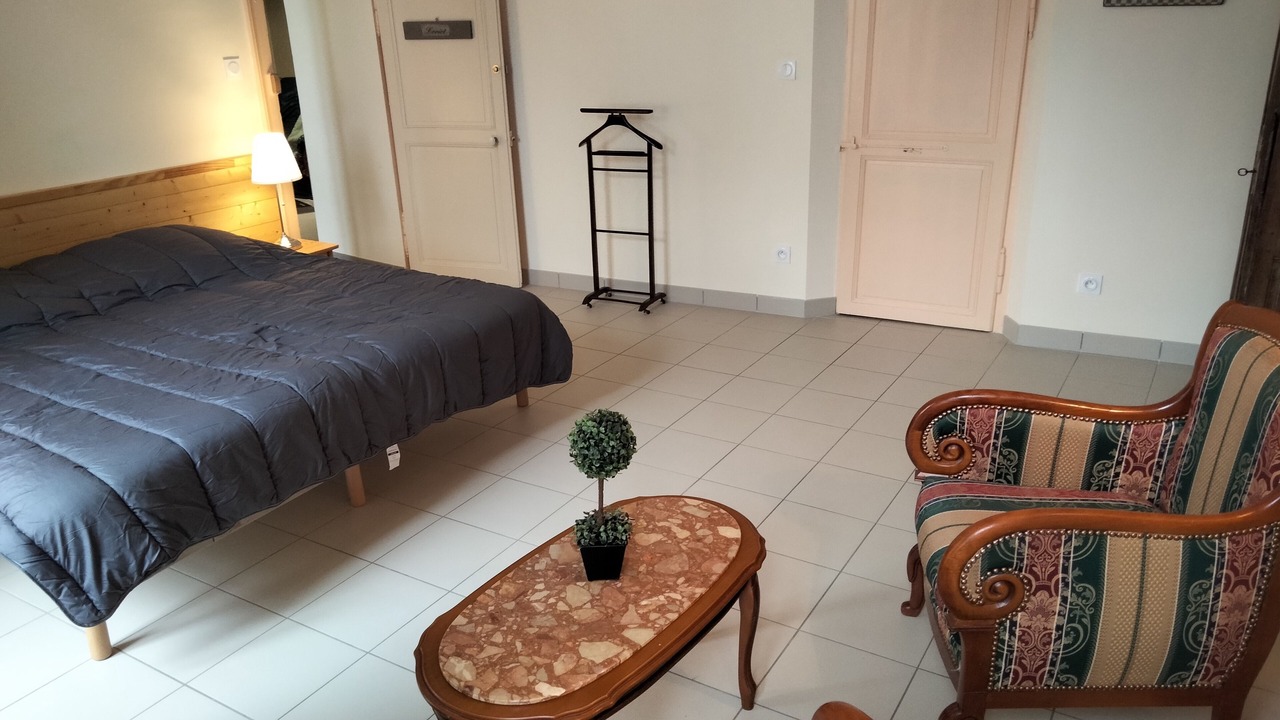 Photo of Bedroom in Guillon