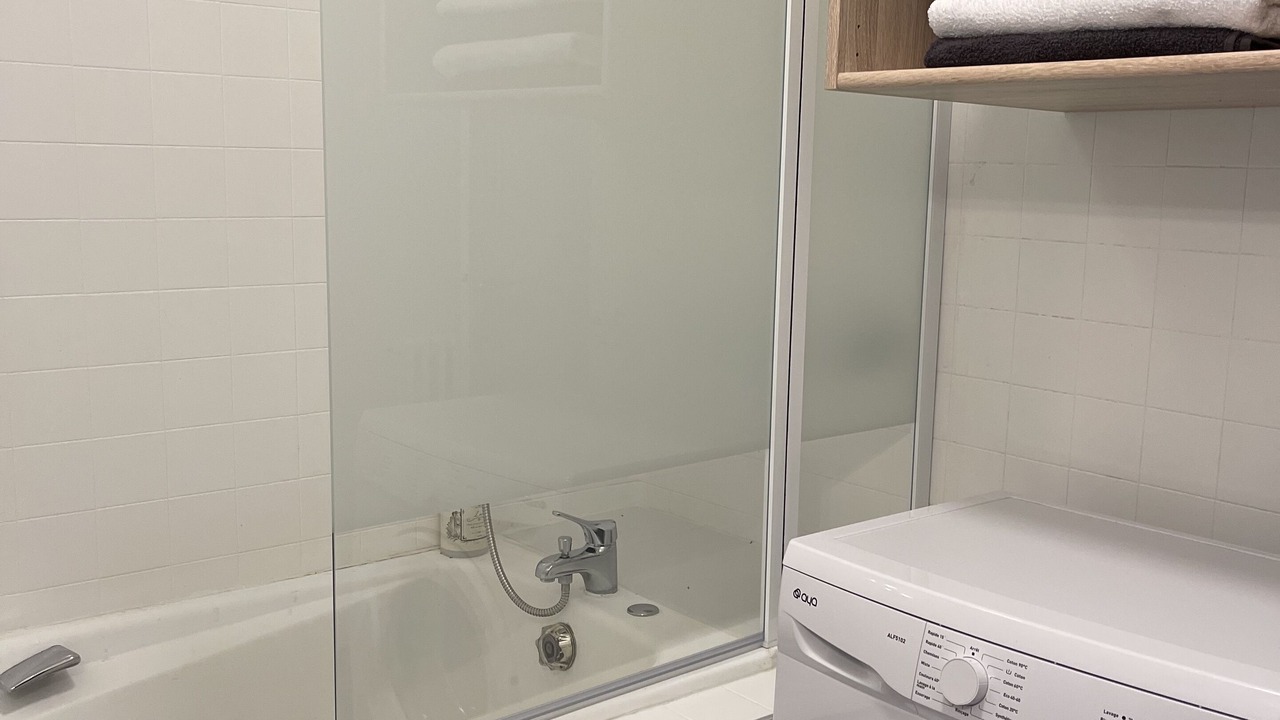Photo of Bathroom in Lons-le-Saunier