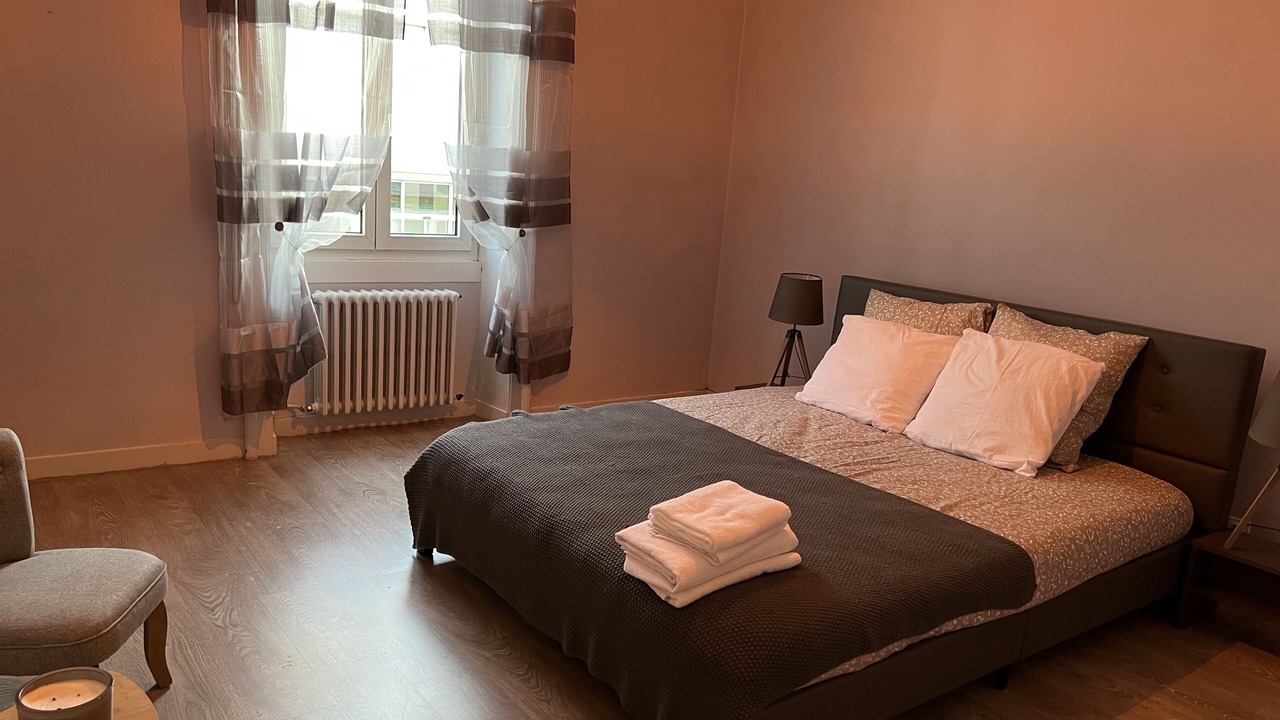 Photo of Bedroom in Lons-le-Saunier