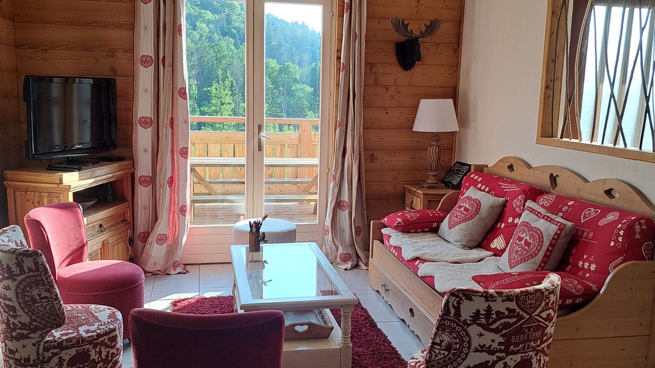 Photo of Livingroom in Doucier