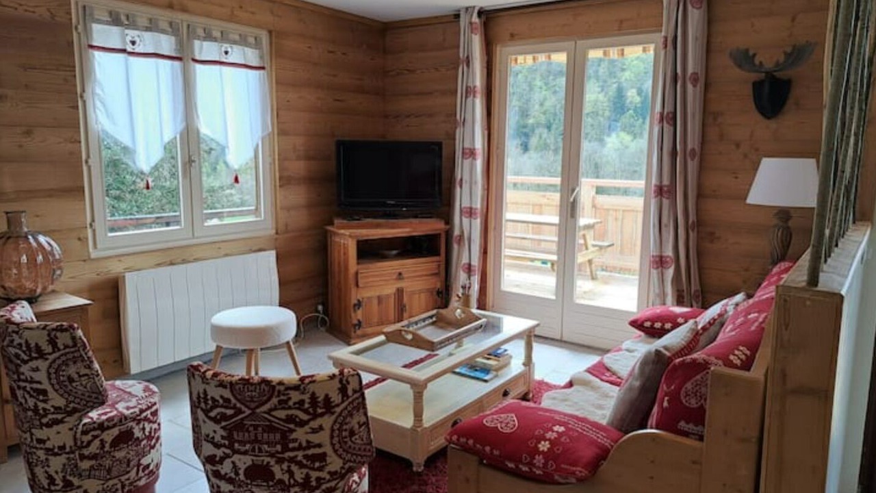 Photo of Livingroom in Doucier