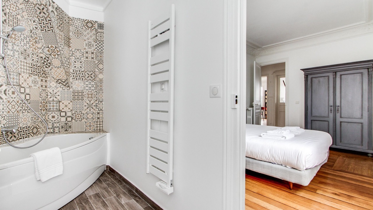 Photo of Bedroom in Monmousseau-Verollot