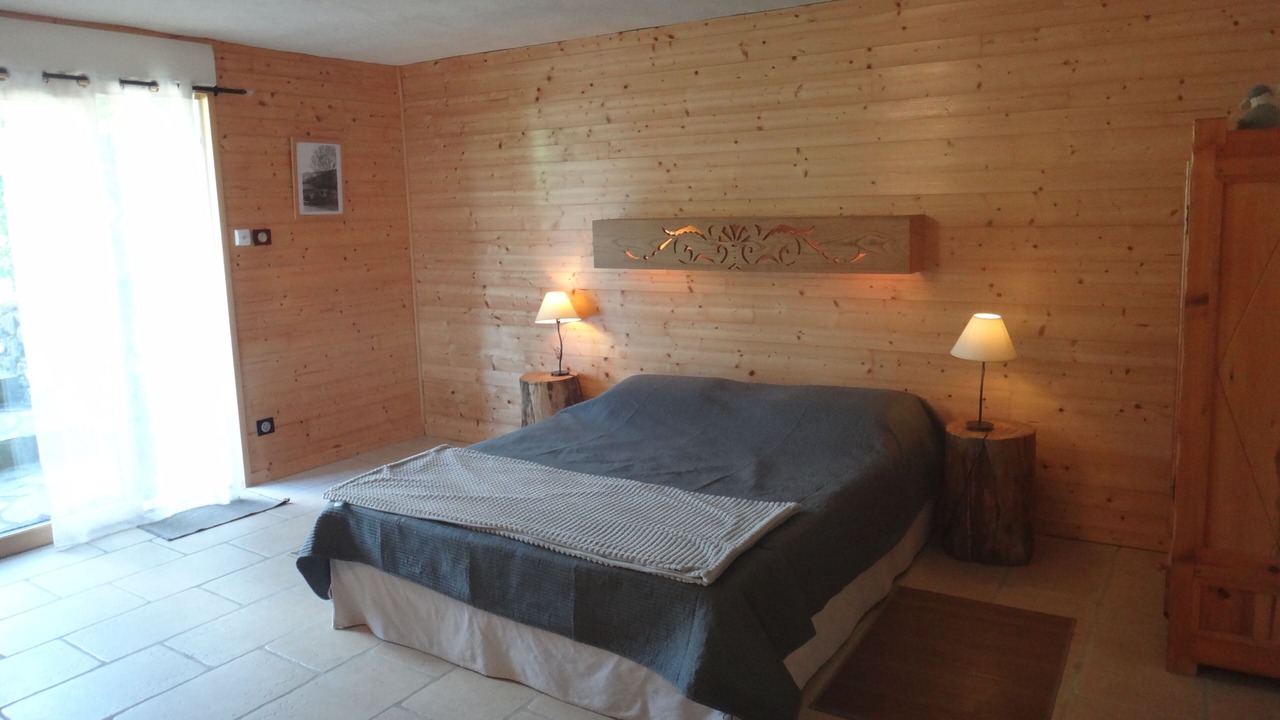 Photo of Bedroom in Chirols