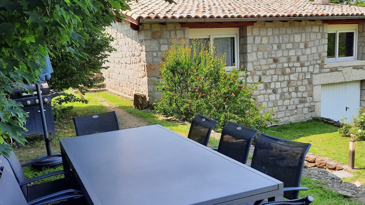 Photo of Outdoor in Chirols