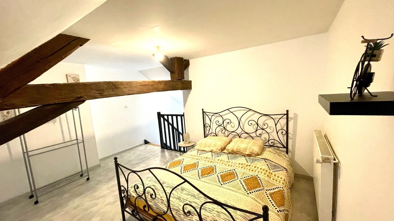 Photo of Bedroom in Vesoul