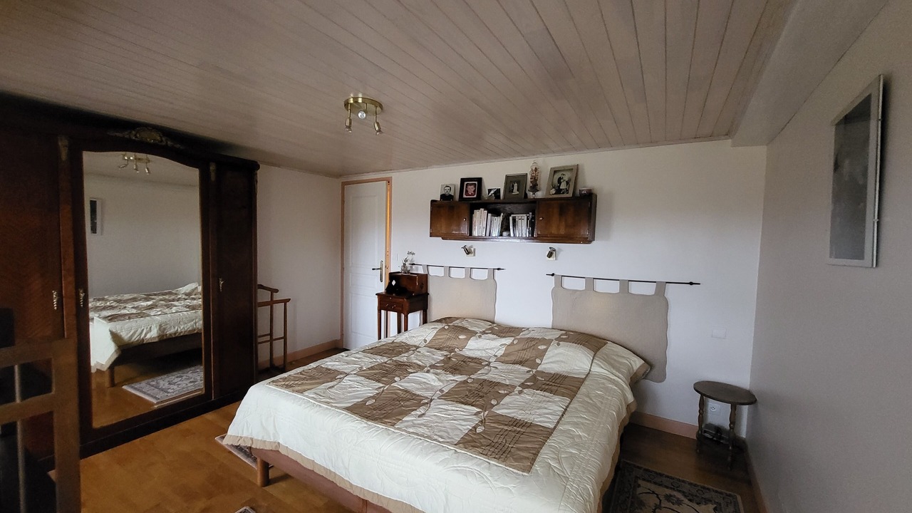 Photo of Bedroom in Curieres