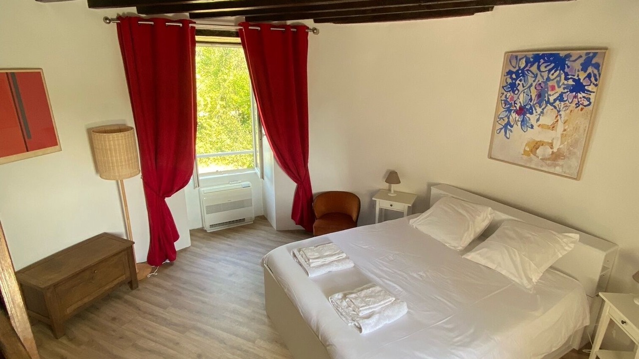 Photo of Bedroom in Saint-Benin-d'Azy