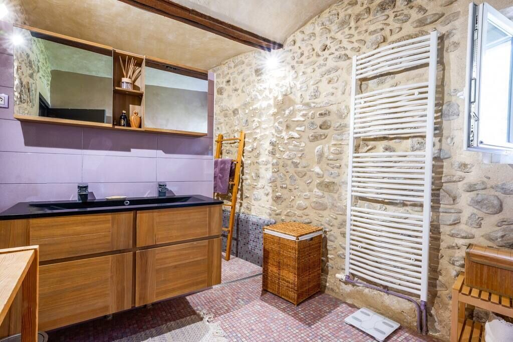 Photo of Bathroom in La Begude-de-Mazenc