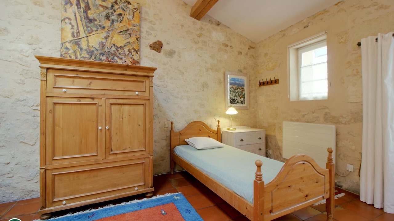 Photo of Bedroom in Saint-Michel-de-Fronsac