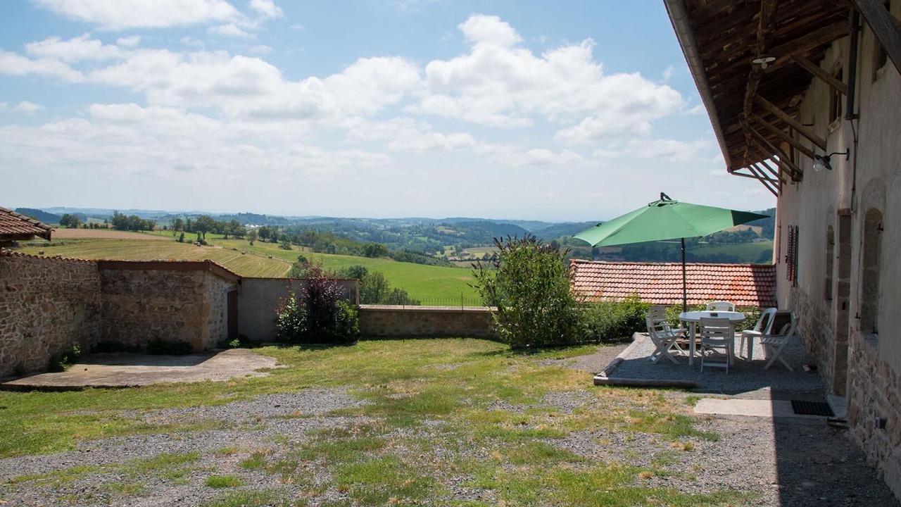 Photo of Outdoor in Villecheneve