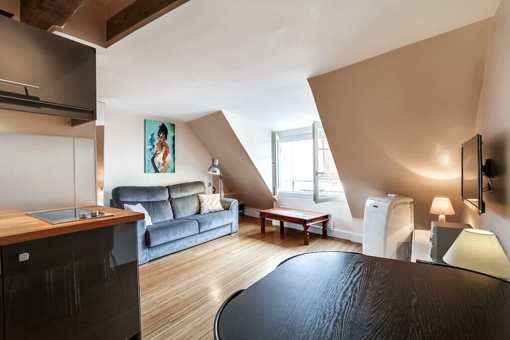 Photo of Livingroom in Quartier de la Porte-Saint-Denis