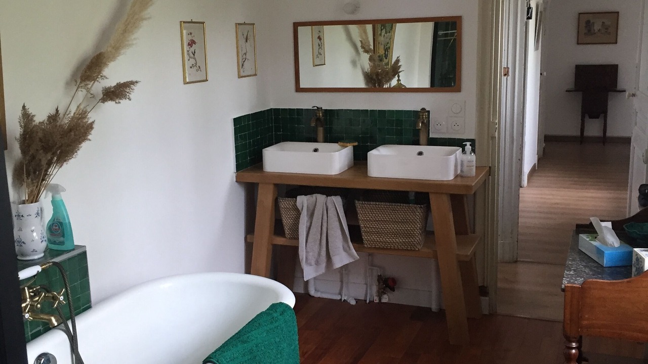 Photo of Bathroom in Pralong