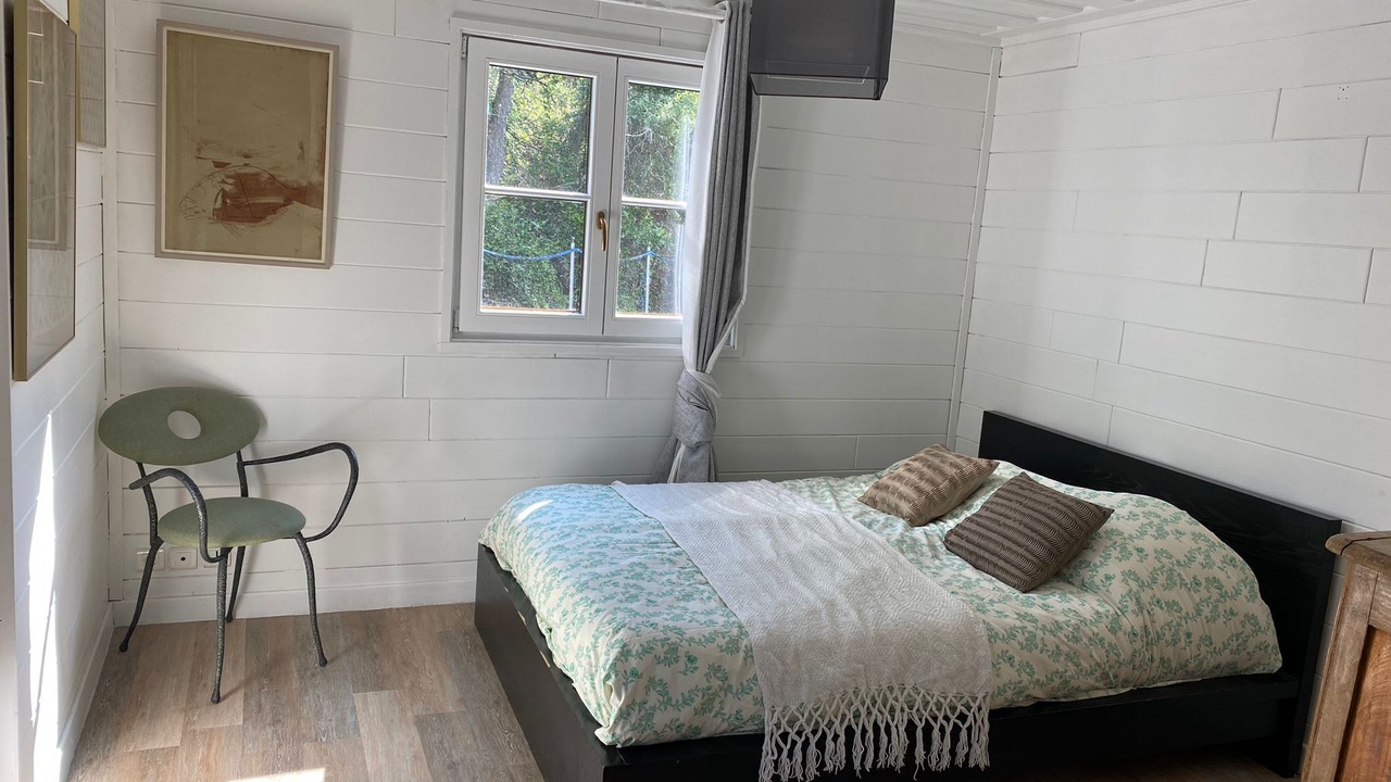 Photo of Bedroom in Vigneux-sur-Seine