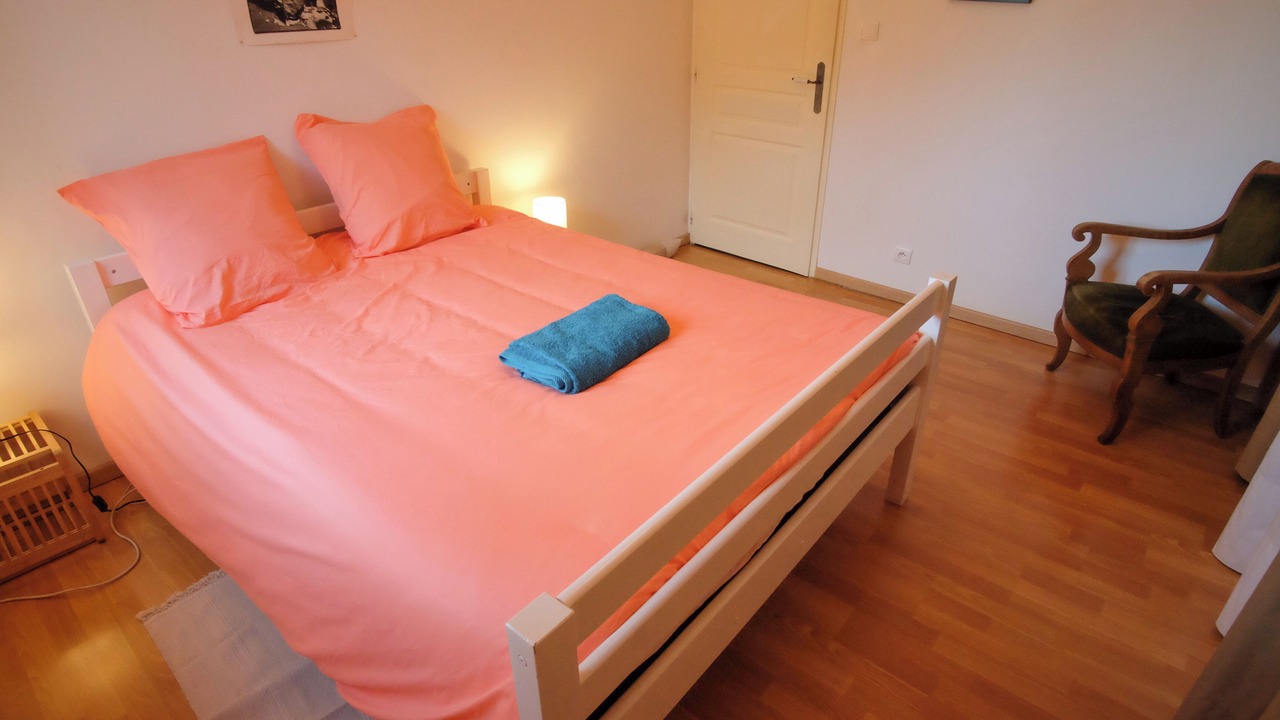 Photo of Bedroom in Aouste-sur-Sye