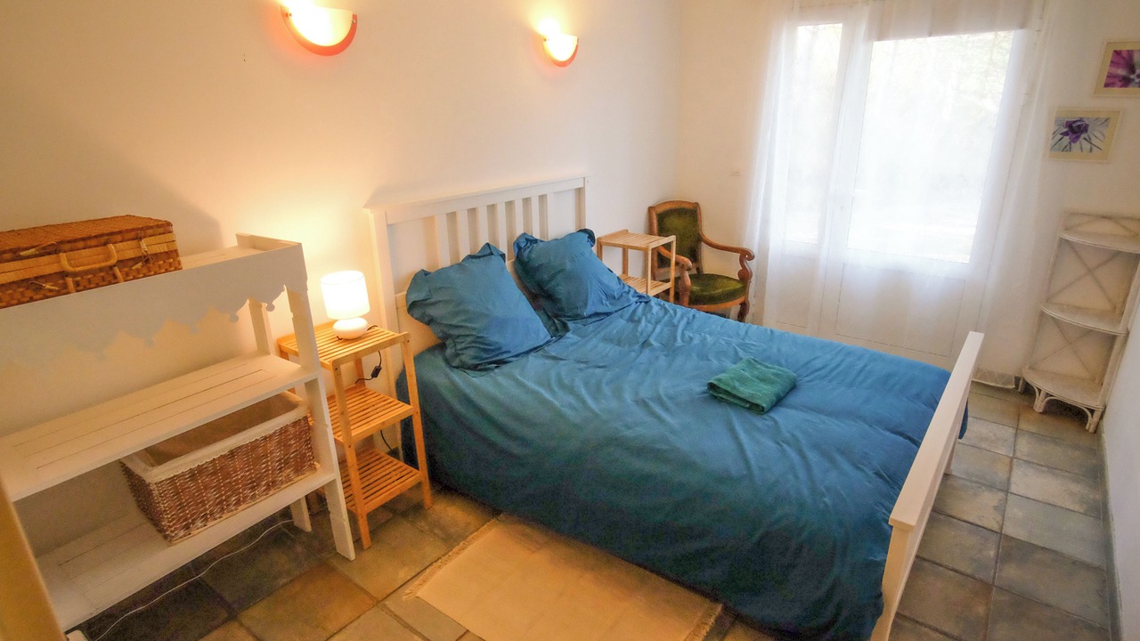 Photo of Bedroom in Aouste-sur-Sye