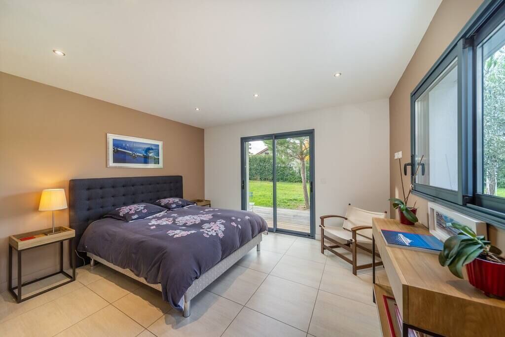 Photo of Bedroom in Veigy-Foncenex