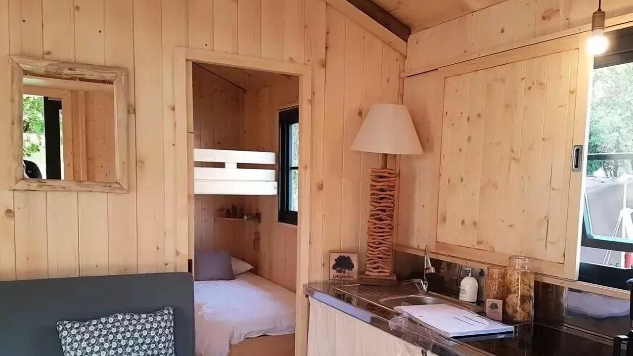 Photo of Bedroom in Neuveglise-sur-Truyere