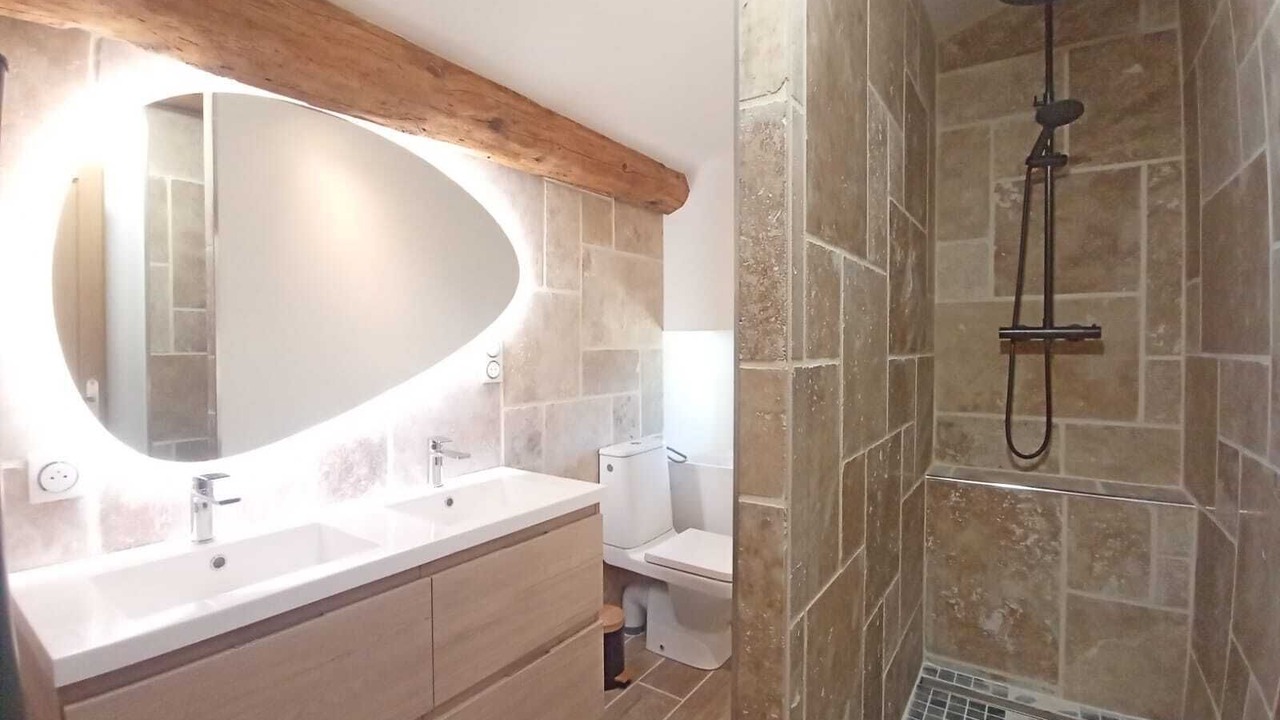 Photo of Bathroom in Divajeu