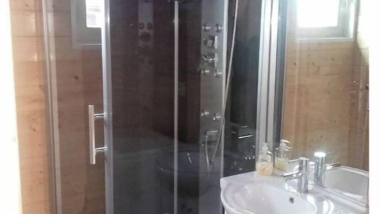 Photo of Bathroom in Cayres