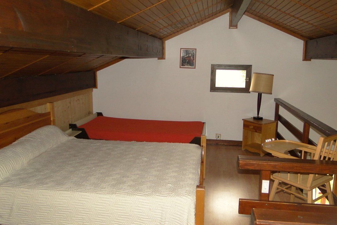 Photo of Bedroom in Longevilles-Mont-d'Or
