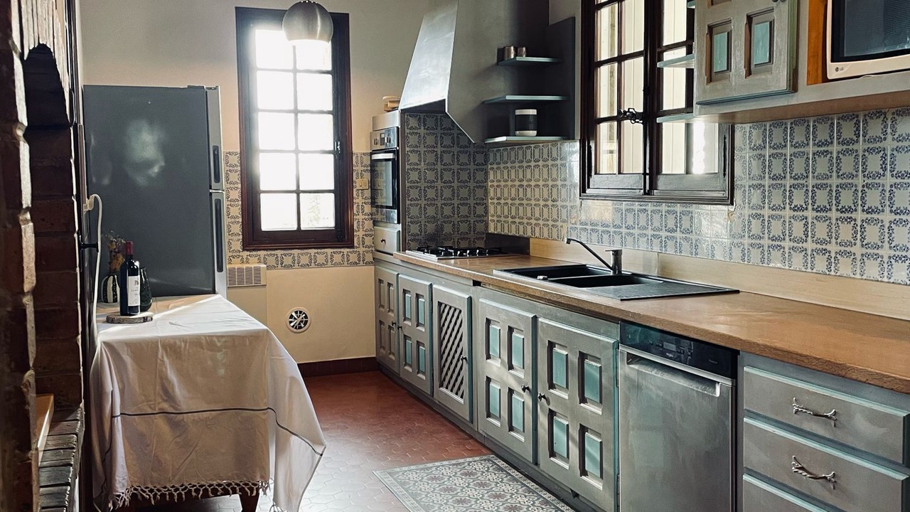 Photo of Kitchen in Saint-Hippolyte-le-Graveyron