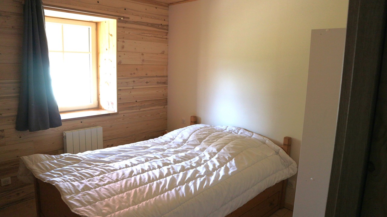 Photo of Bedroom in Mirebel