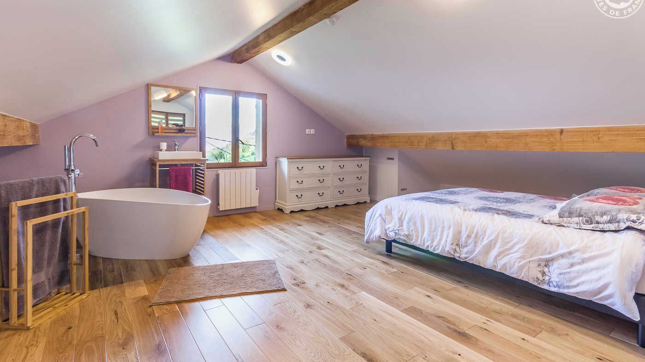 Photo of Bedroom in La Lechere