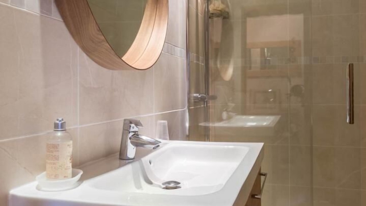 Photo of Bathroom in Doucy-Combelouviere