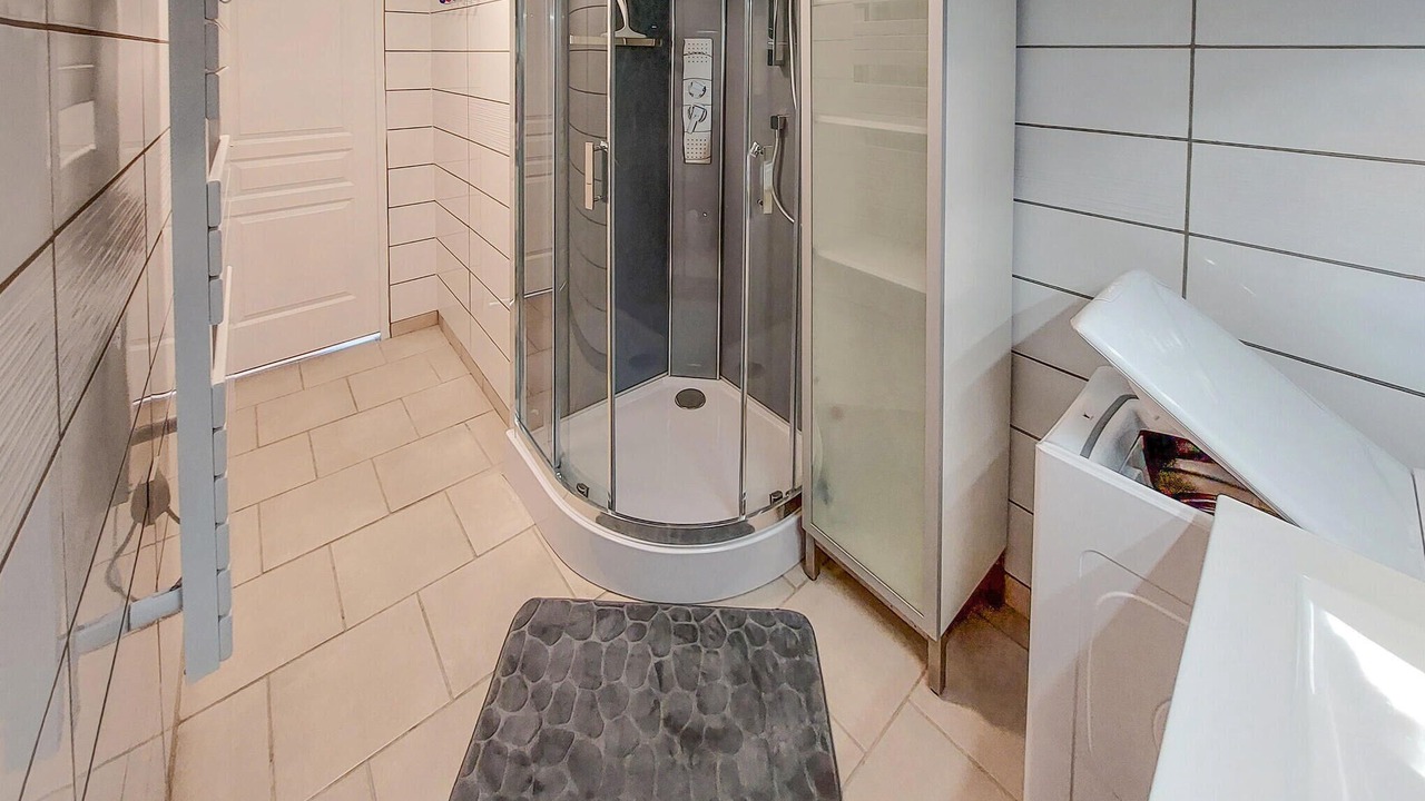 Photo of Bathroom in Pouilly-sous-Charlieu