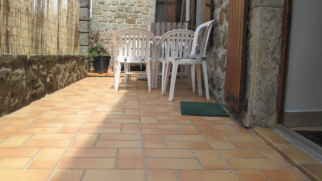 Photo of Outdoor in Mercuer