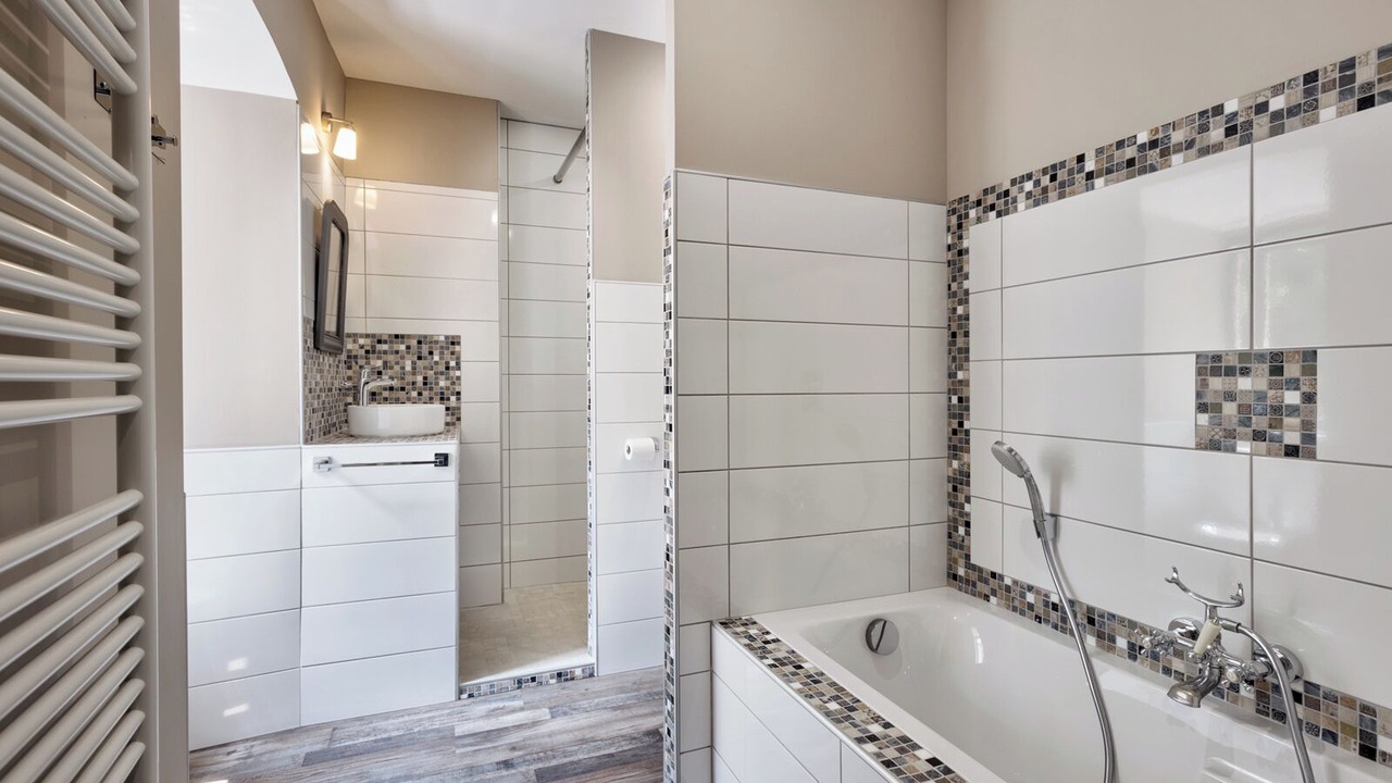 Photo of Bathroom in Burnand