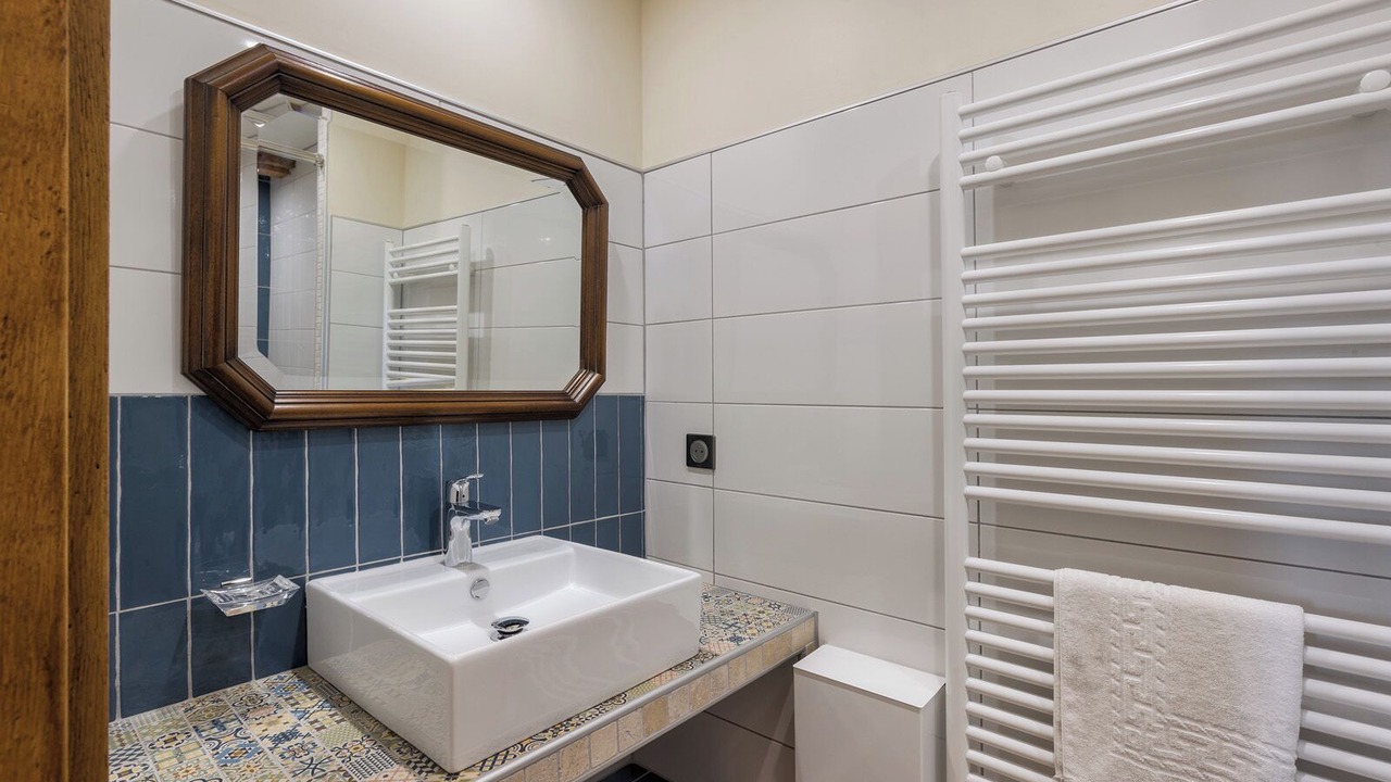Photo of Bathroom in Burnand