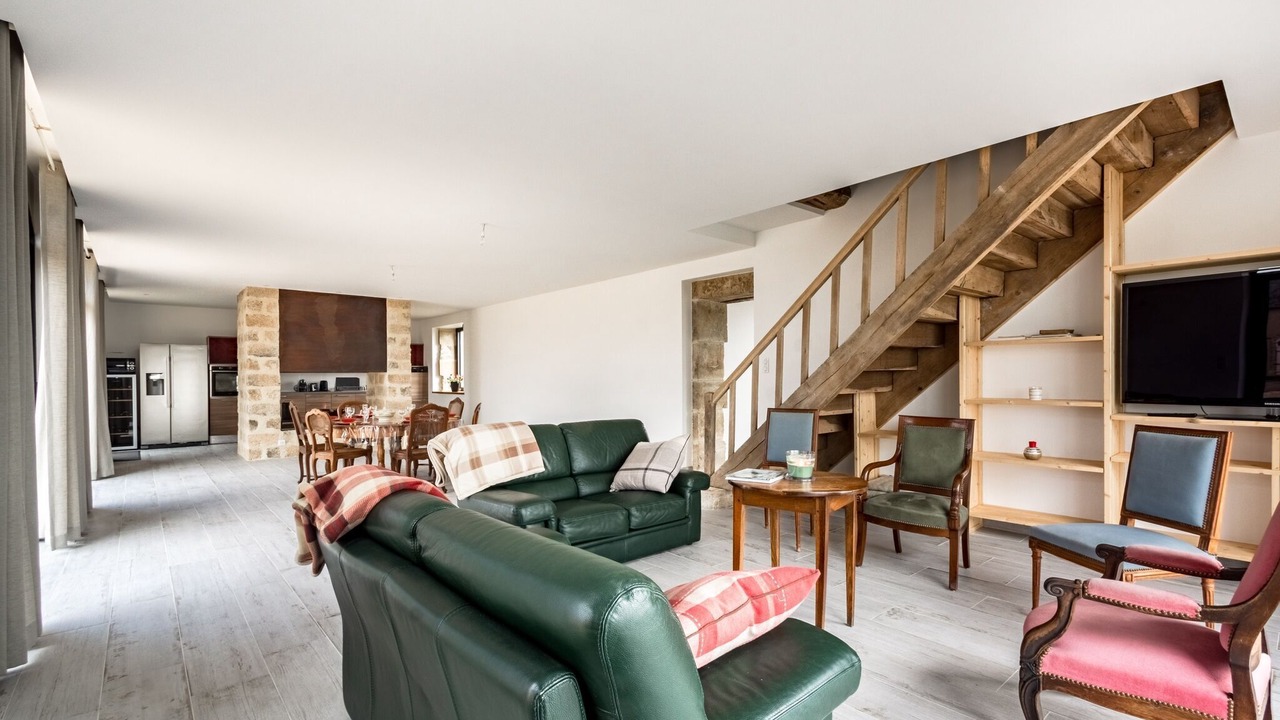 Photo of Livingroom in Cercy-la-Tour