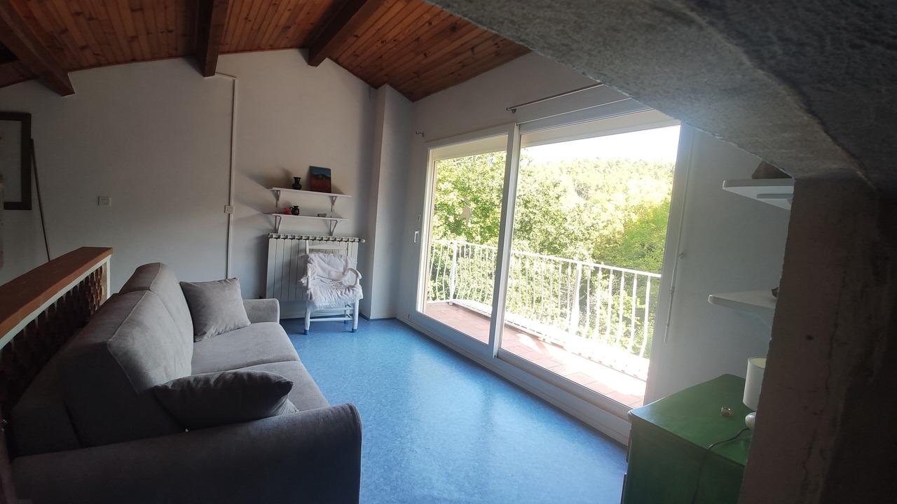 Photo of Livingroom in Pierrelongue