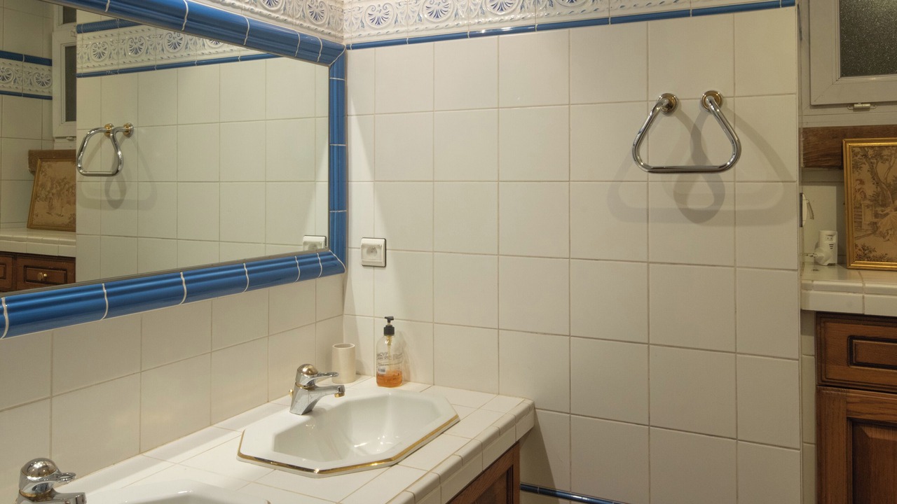 Photo of Bathroom in Saint-Bonnot