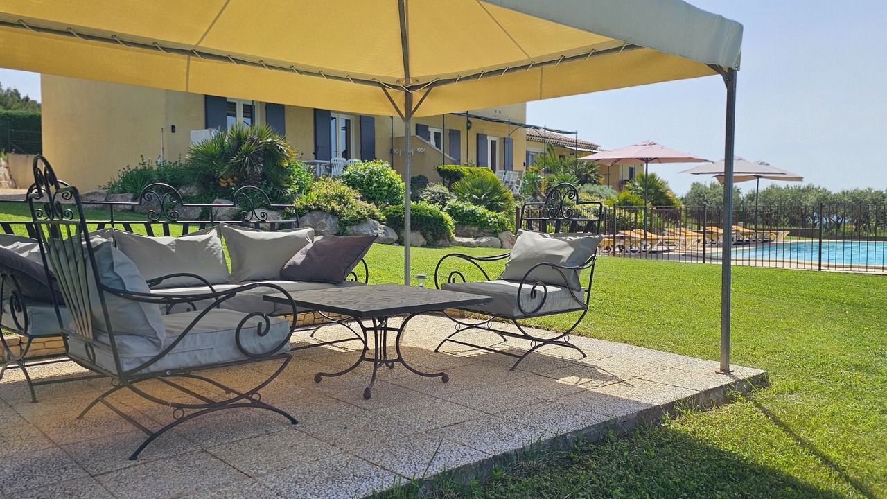 Photo of Patio Balcony in Le Barroux