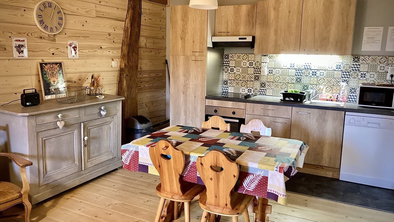 Photo of Kitchen in Mirebel