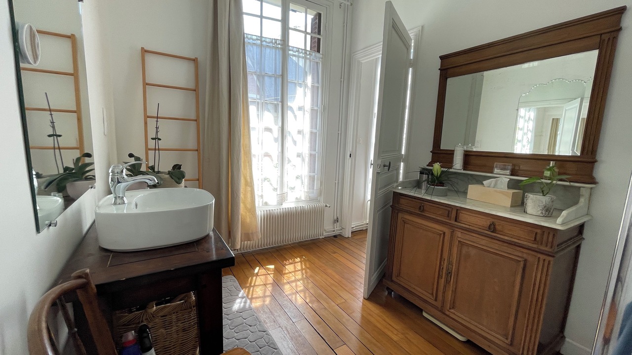 Photo of Bathroom in Vincennes