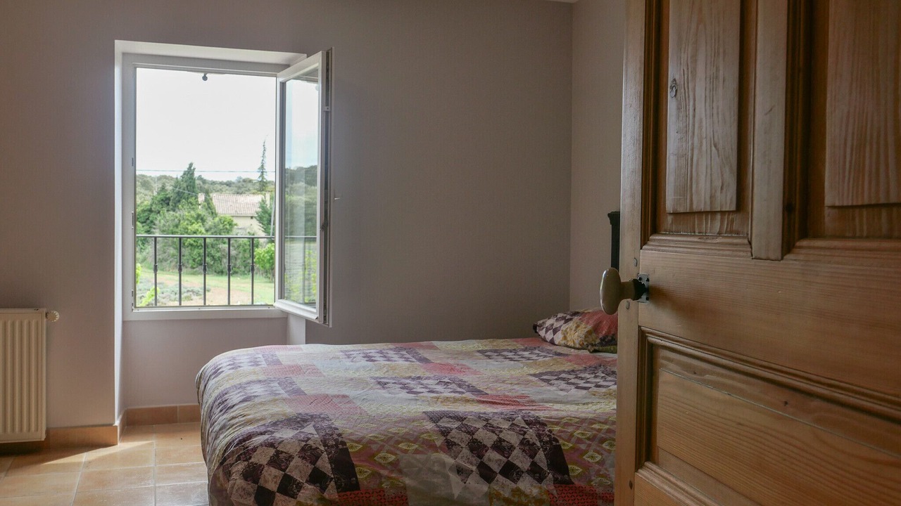 Photo of Bedroom in Clansayes
