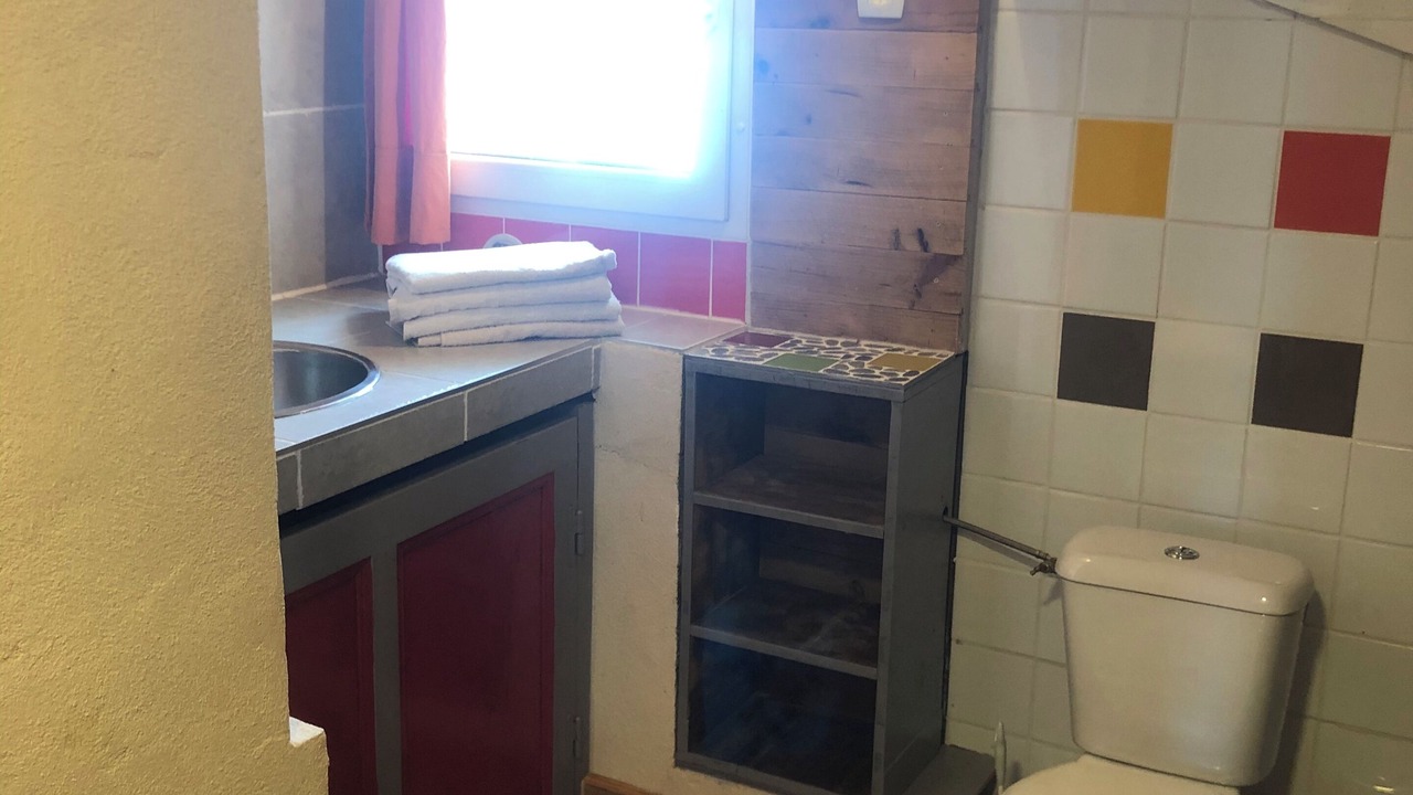 Photo of Bathroom in Maurines