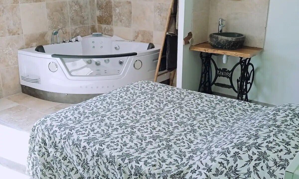 Photo of Bathroom in Allex