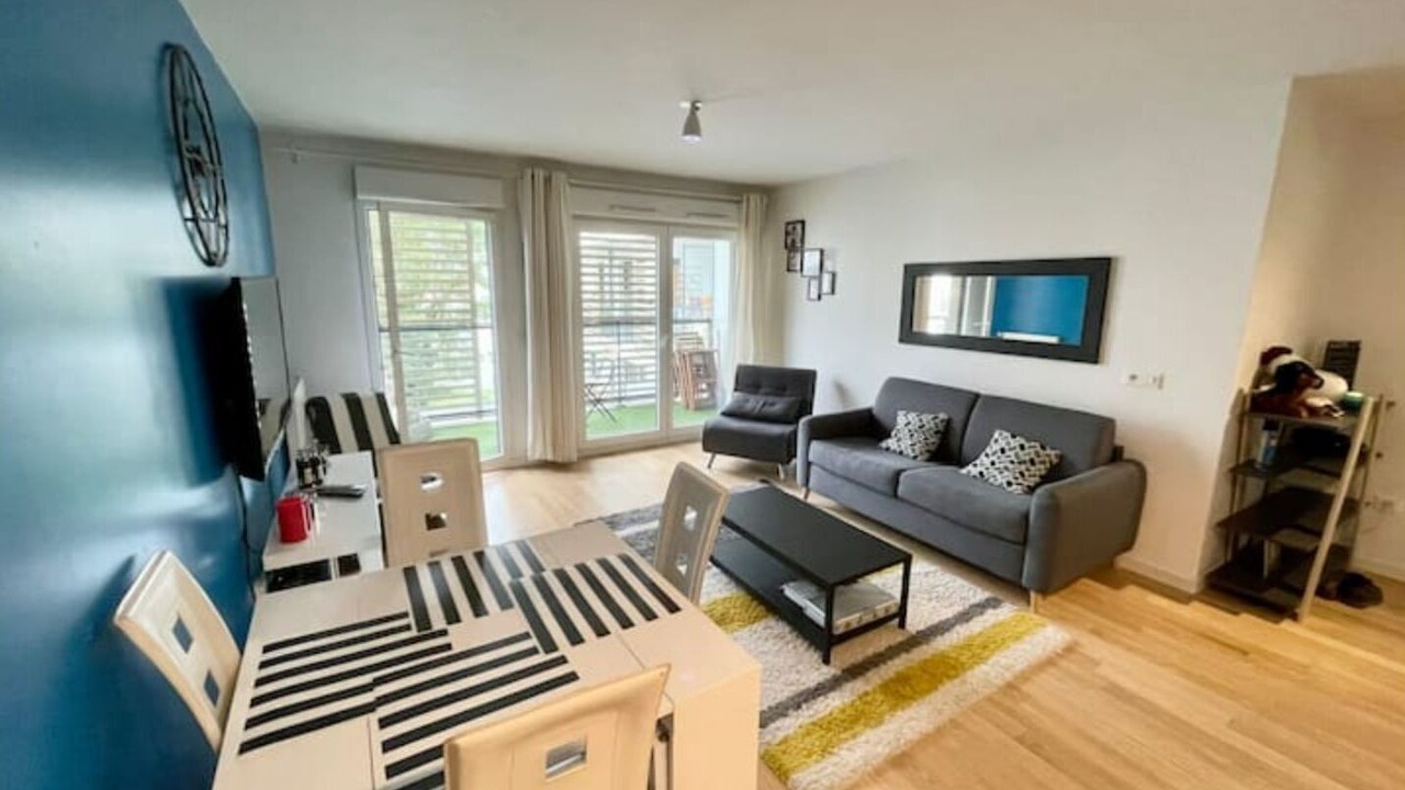 Photo of Livingroom in Joinville-le-Pont