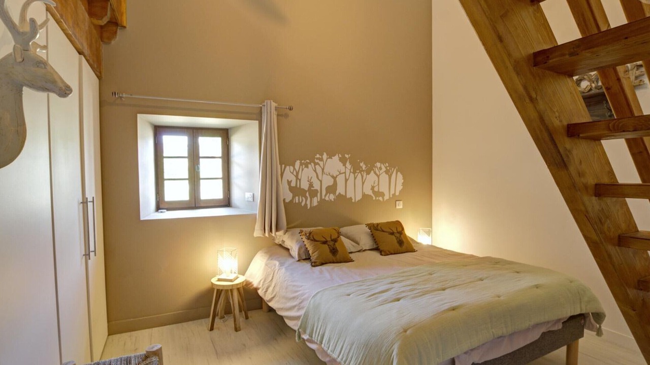 Photo of Bedroom in Cezay