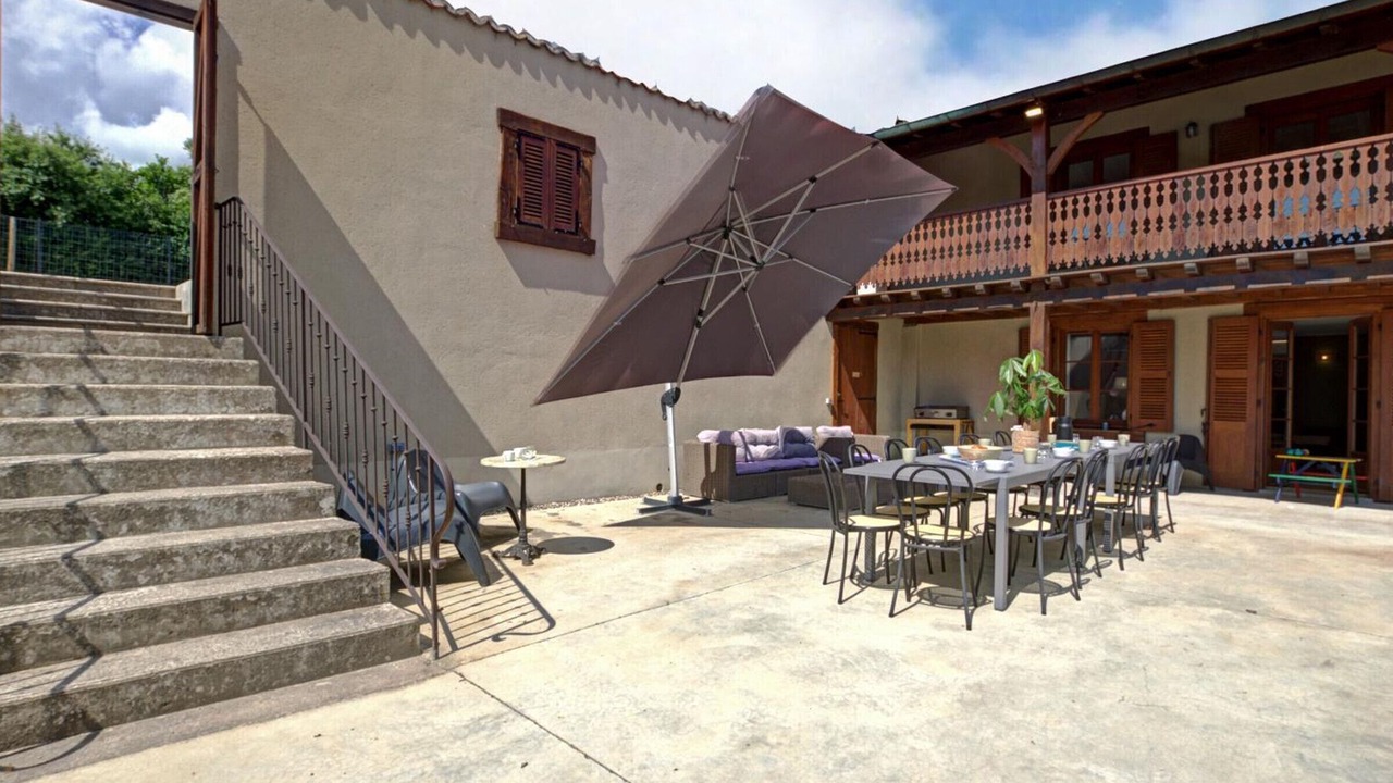 Photo of Outdoor in Cezay