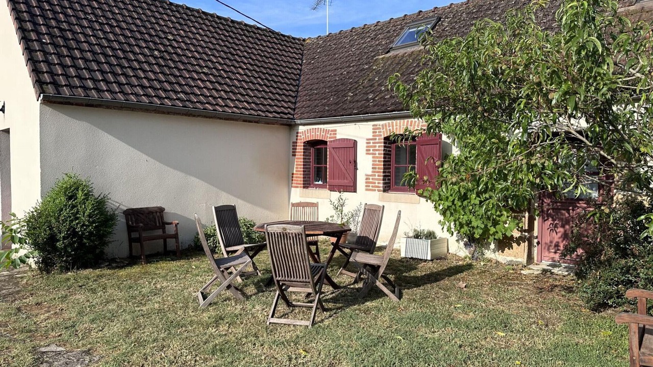 Photo of Outdoor in Toulon-sur-Allier