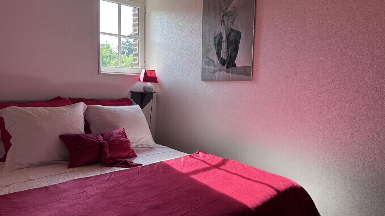 Photo of Bedroom in Toulon-sur-Allier