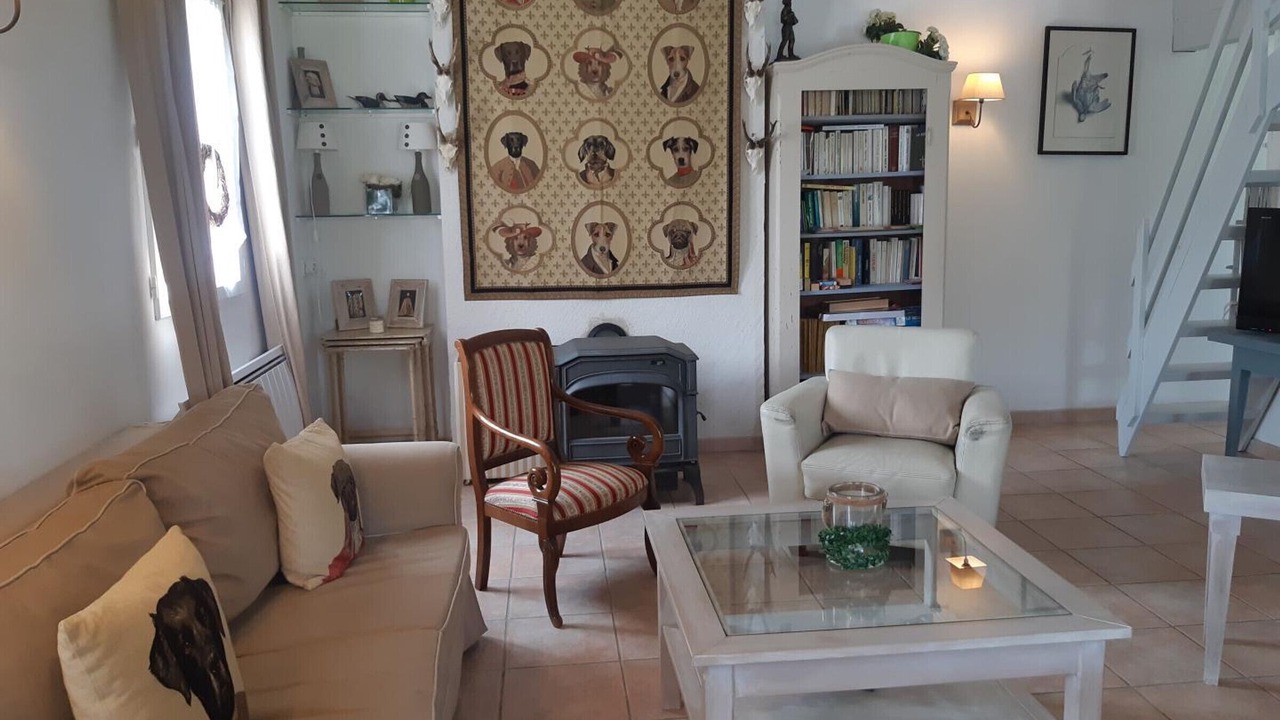 Photo of Livingroom in Toulon-sur-Allier